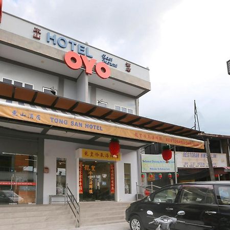 Oyo 89915 East Mount Hotel Kukup Εξωτερικό φωτογραφία
