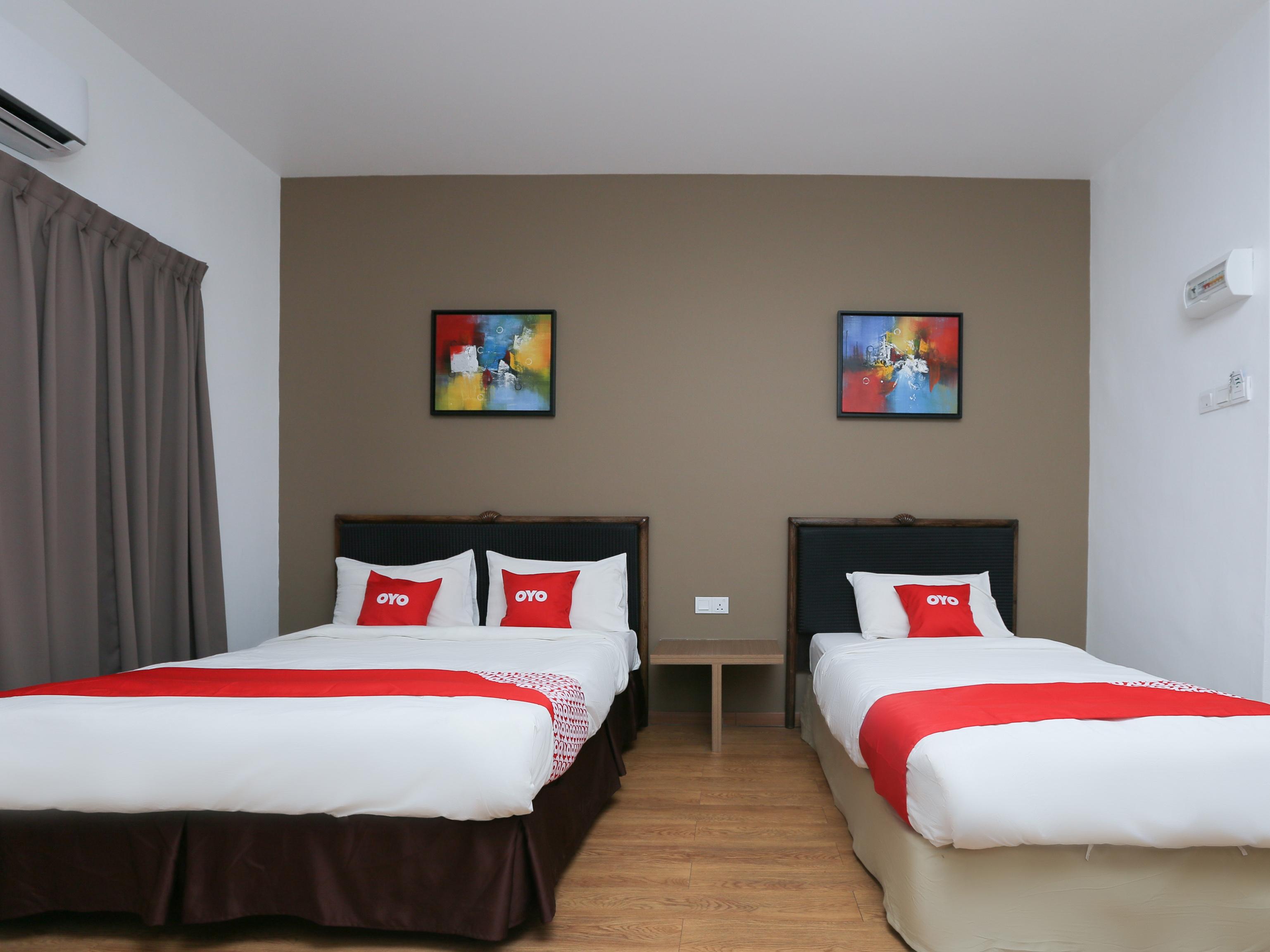 Oyo 89915 East Mount Hotel Kukup Εξωτερικό φωτογραφία
