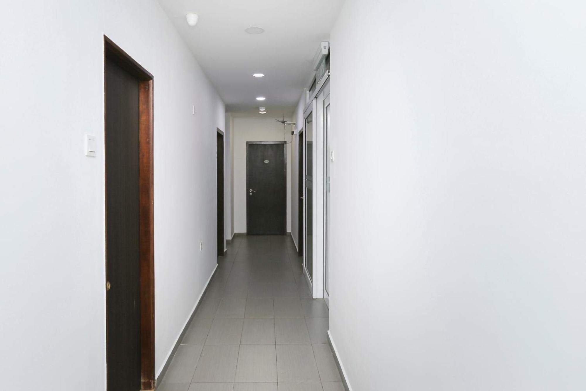 Oyo 89915 East Mount Hotel Kukup Εξωτερικό φωτογραφία