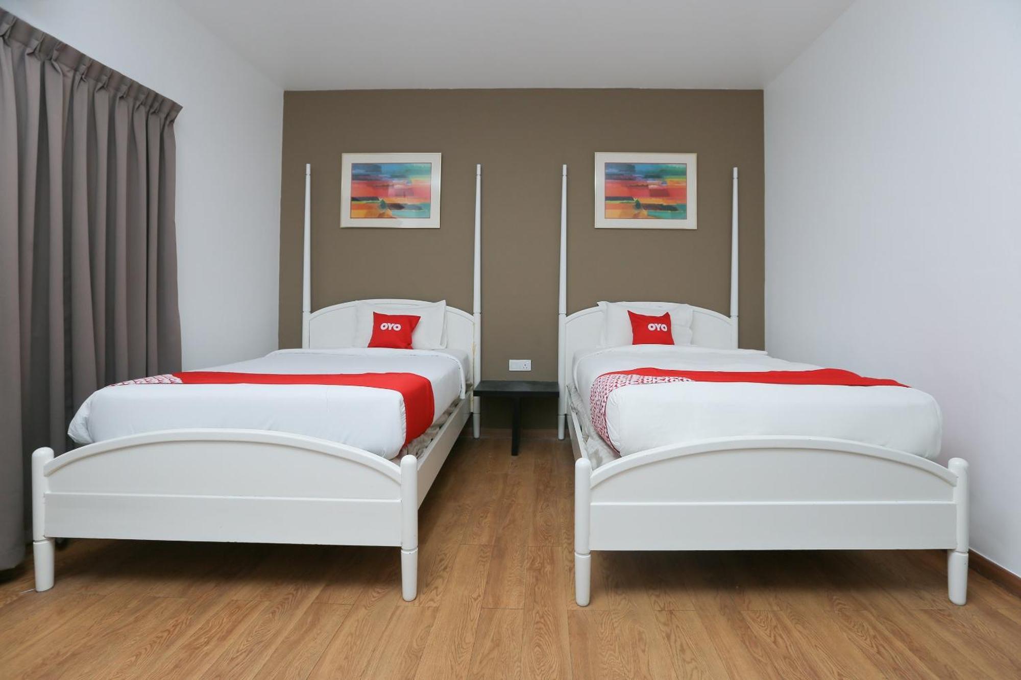 Oyo 89915 East Mount Hotel Kukup Εξωτερικό φωτογραφία