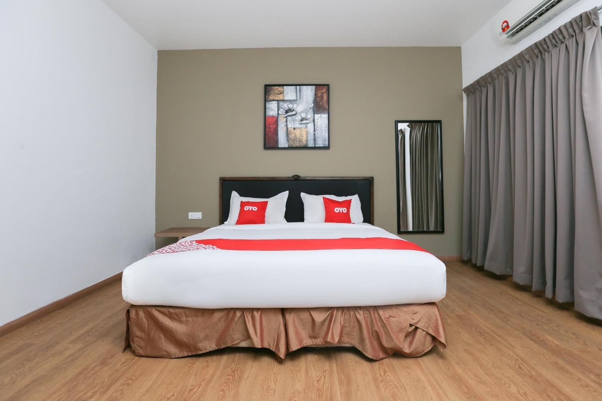 Oyo 89915 East Mount Hotel Kukup Εξωτερικό φωτογραφία