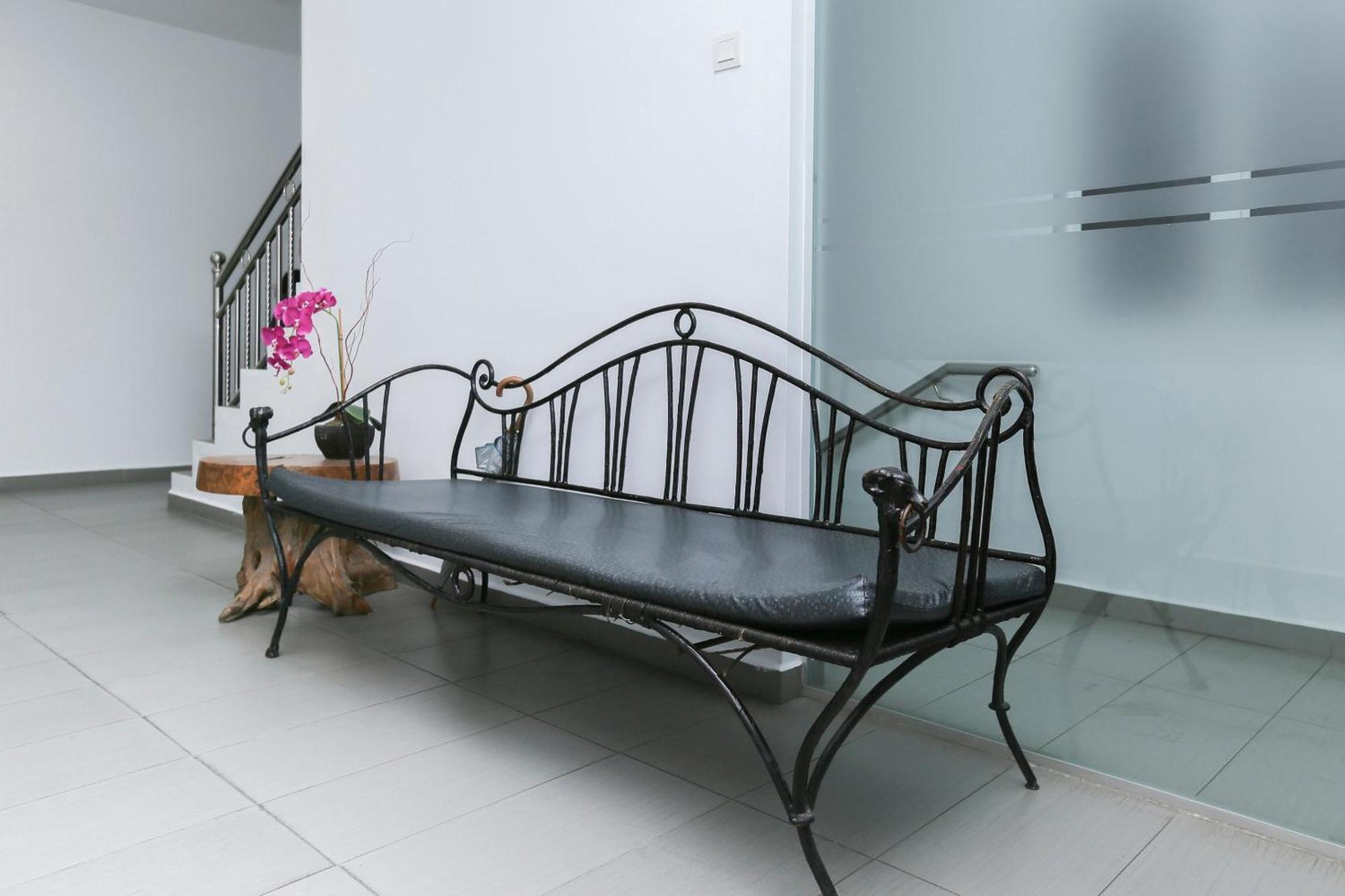 Oyo 89915 East Mount Hotel Kukup Εξωτερικό φωτογραφία