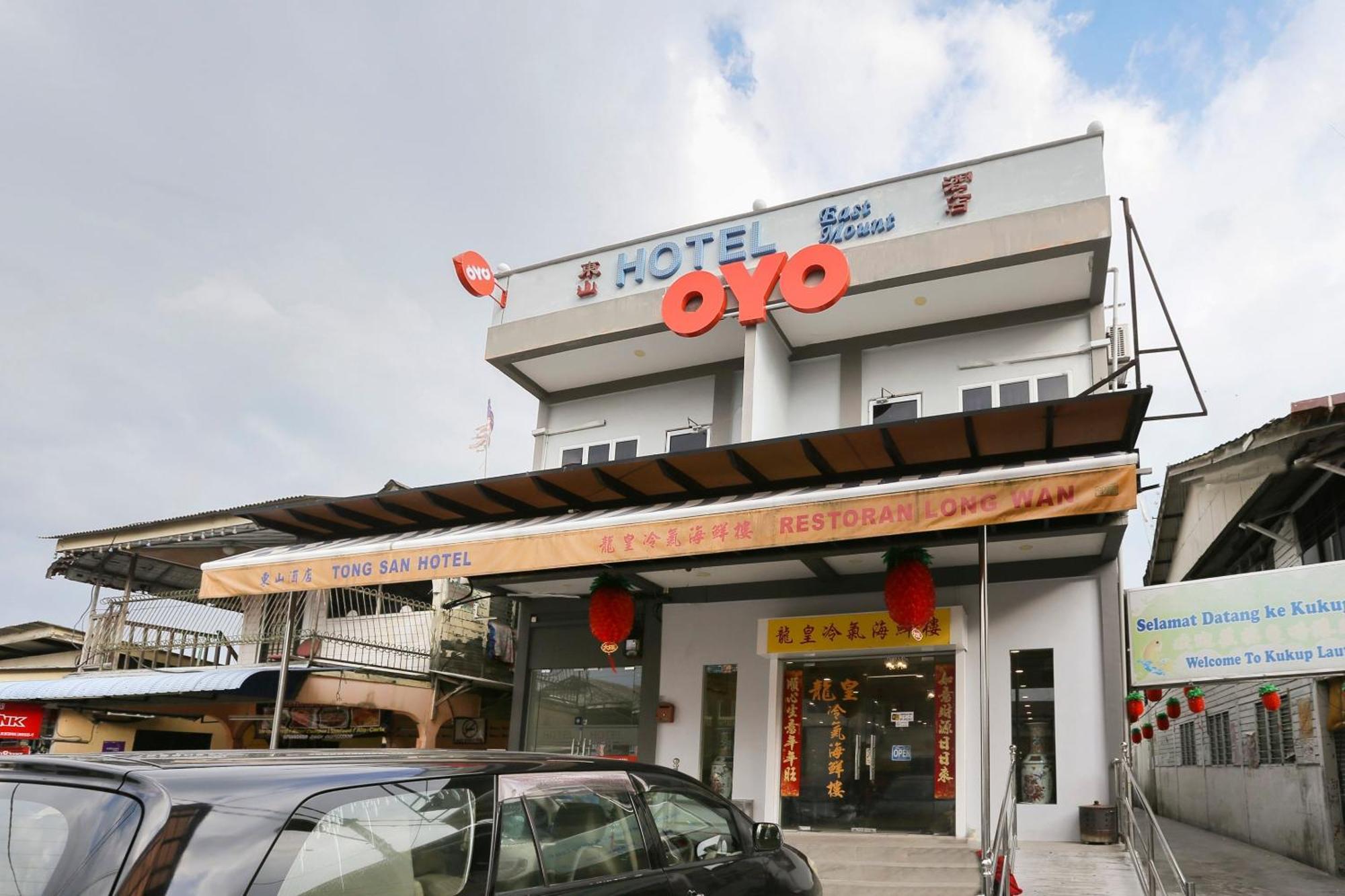 Oyo 89915 East Mount Hotel Kukup Εξωτερικό φωτογραφία